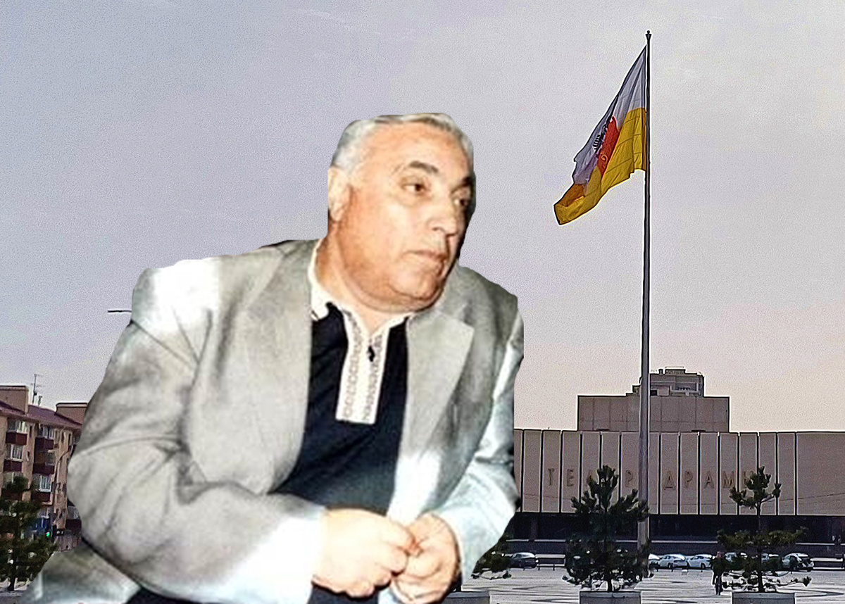 Кстати, в Драмтеатре (с обратной стороны в кафе) была одна из "резиденций" Хасана.