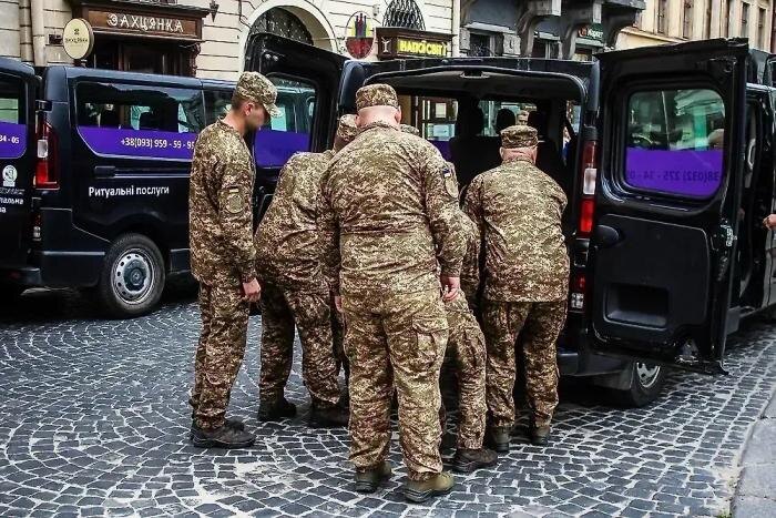 Зеленский тайно готовит новую волну мобилизации. Фото © Shutterstock / FOTODOM / Jose HERNANDEZ Camera51
