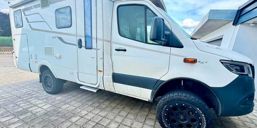 Редкий автодом 4x4 на МКПП как раз для путешествий России