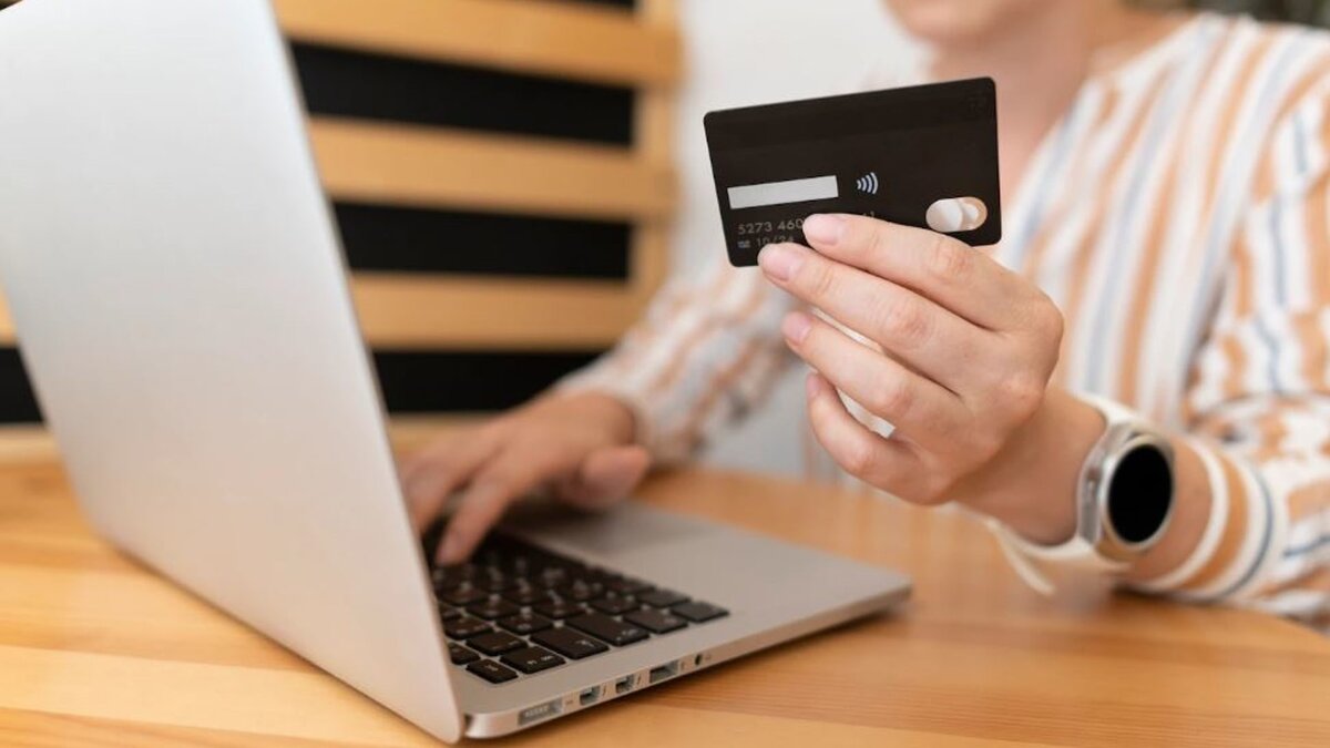 Как мошенники обманули пенсионерку из Саратова