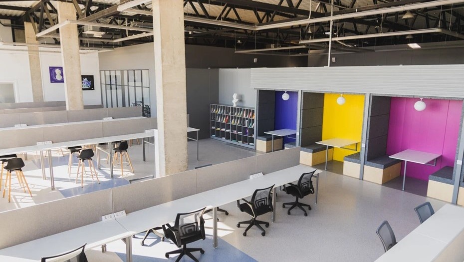    Молодёжное пространство "Просто" в Петроградском районе Петербурга. Автор фото: "Яндекс Карты"