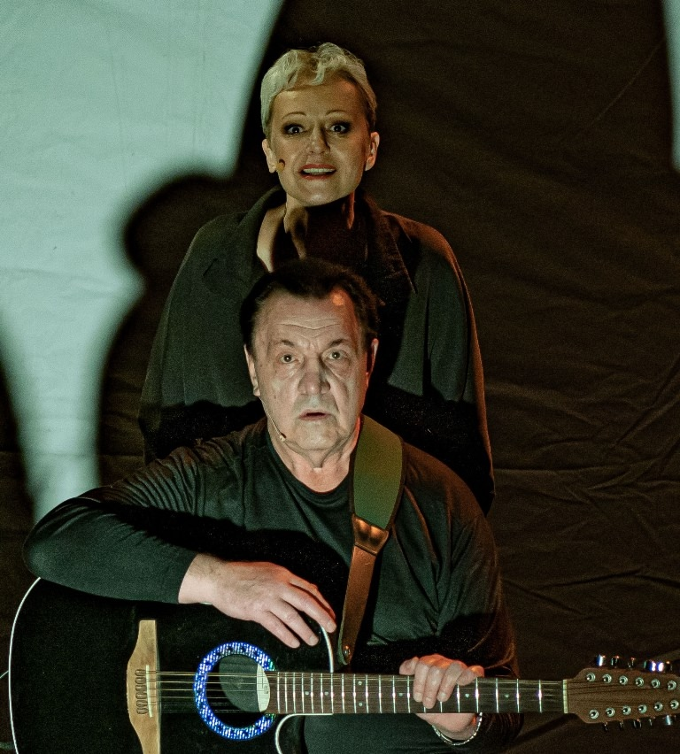 "Райские яблоки" Дома Высоцкого на Таганке (Москва), фото - Павел Герасимов