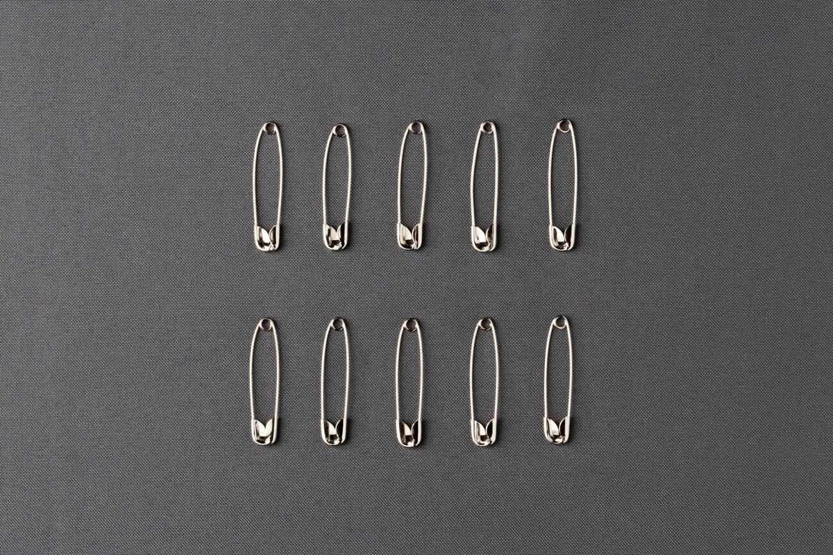     Этот предмет необходим каждому туристу: как английская булавка может выручить в путешествии