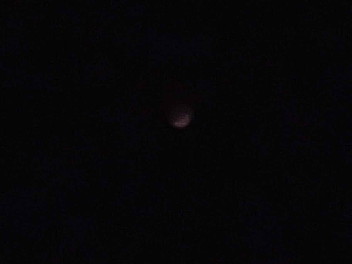 Тут вообще еле угадывается... Почти Малевич )))