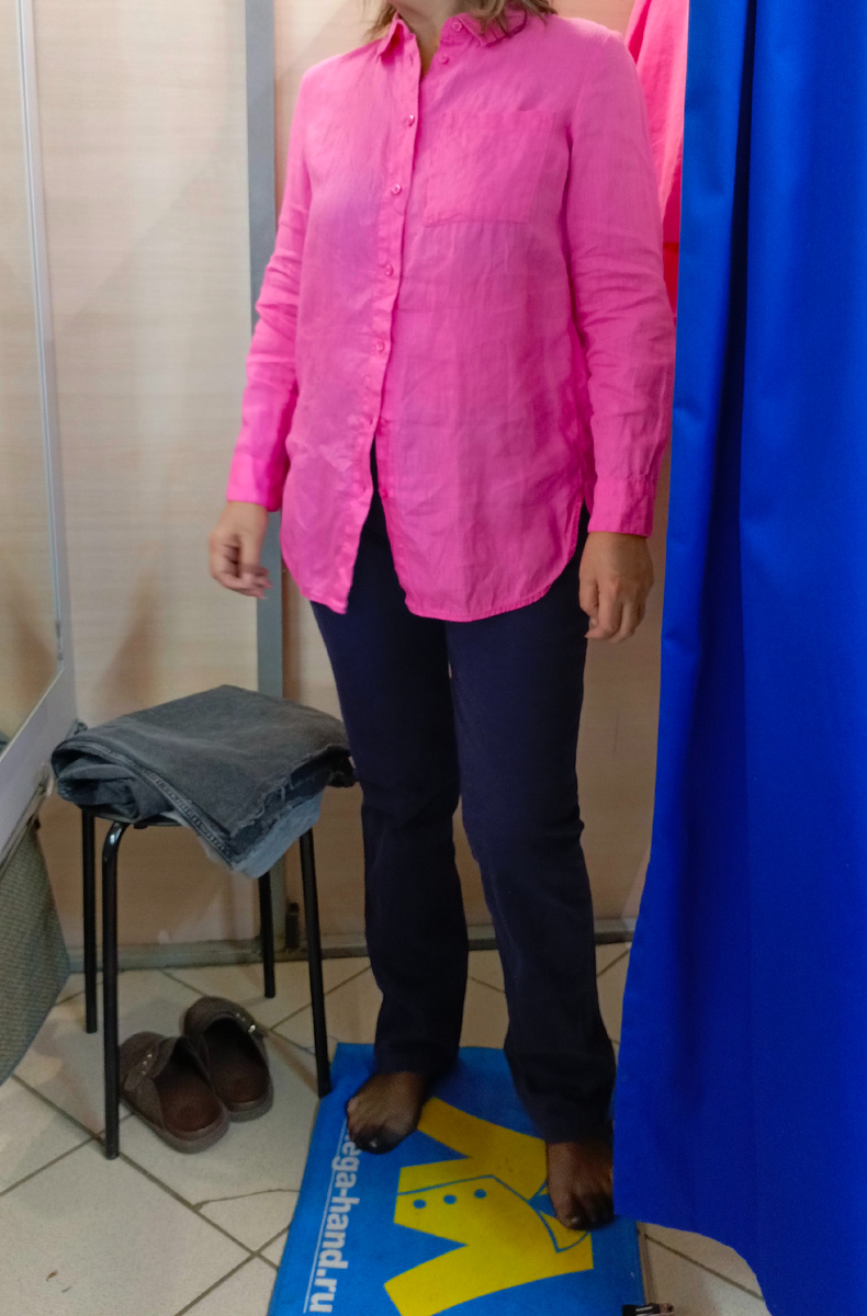 Примерка в магазине