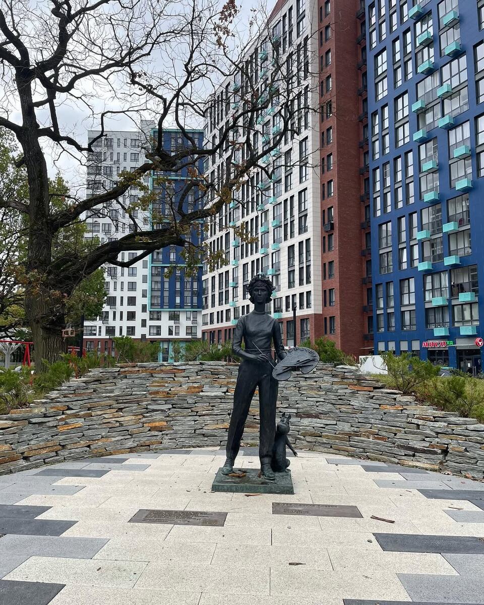 Памятник Туве Янссон в Москве