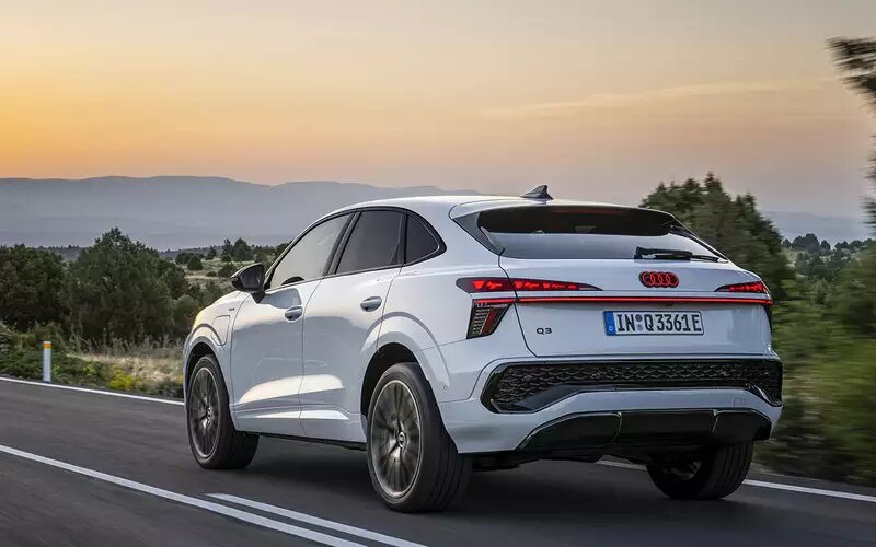    Audi Q3 Sportback
