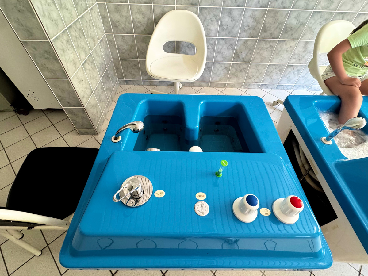 Ребёнок была в восторге от пузырей. Фото автора.