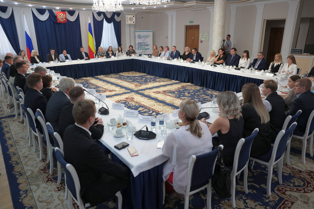    Фото с сайта правительства Ростовской области Александр Любименко