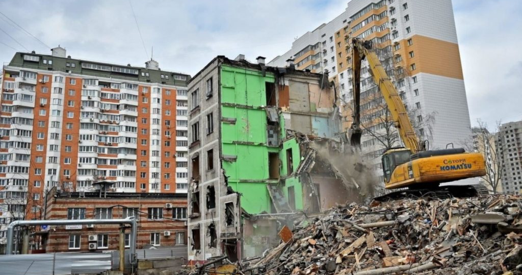 Почему Москва задыхается от реновации