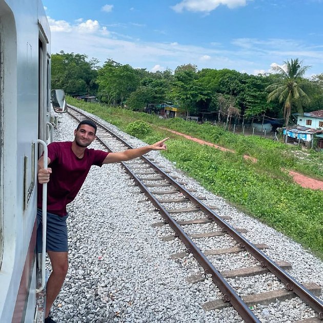 Фото: @cameronmofid

