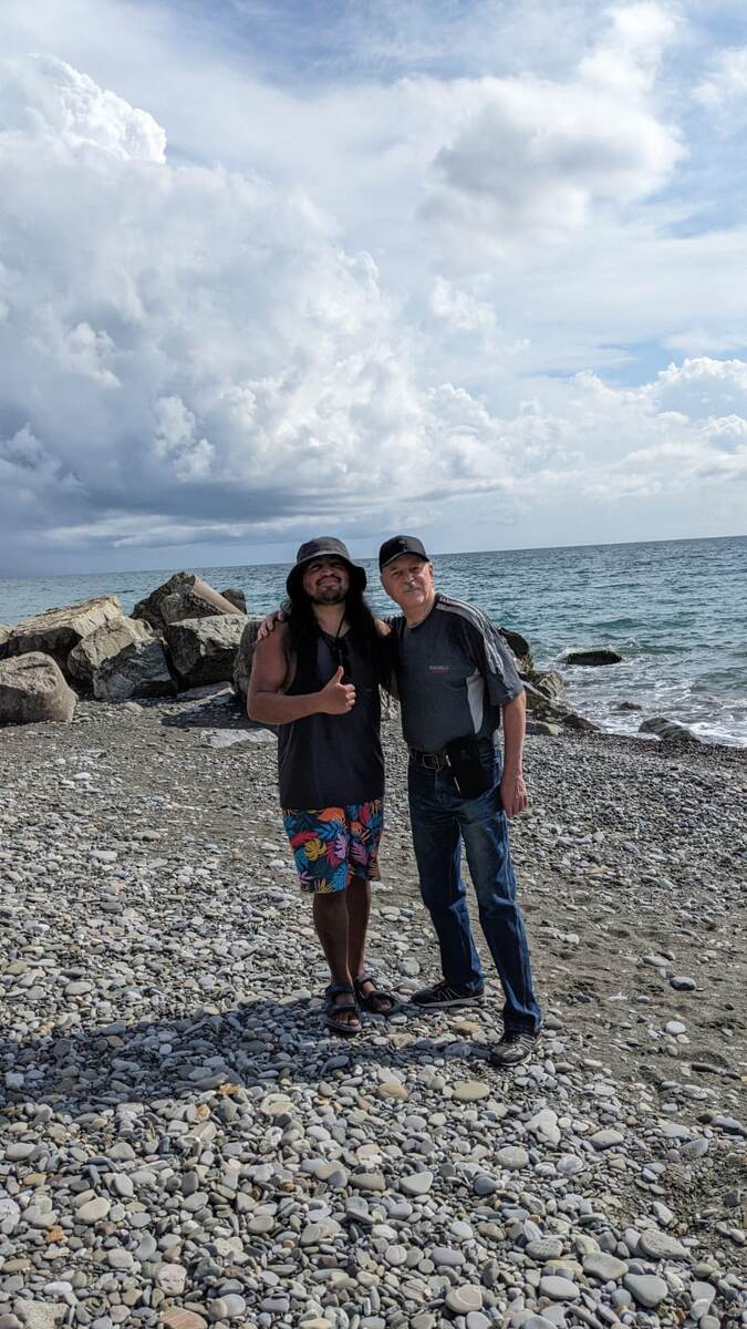 Марко и наш гость Elegguá