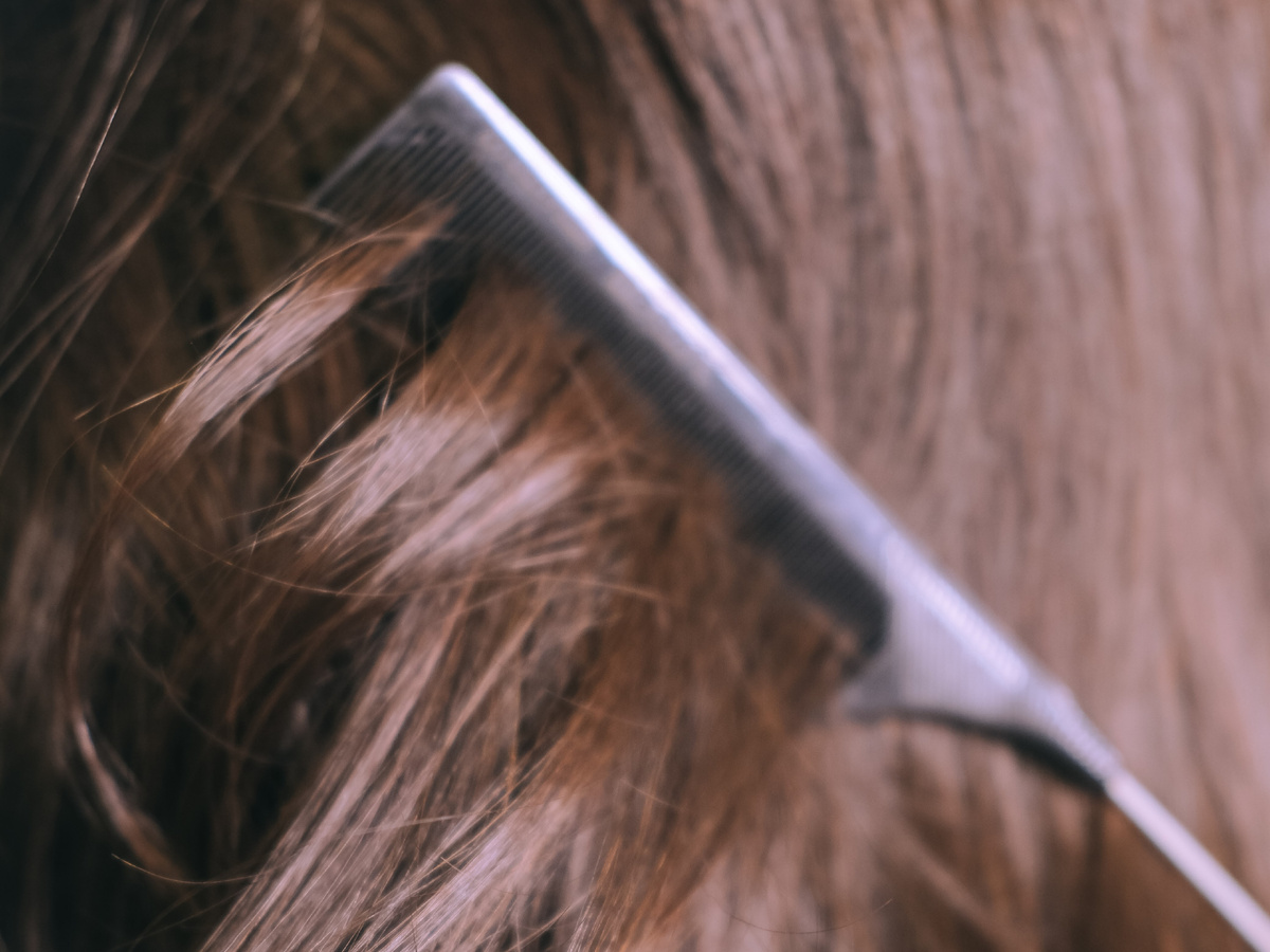 Что дает правильная техника расчесывания