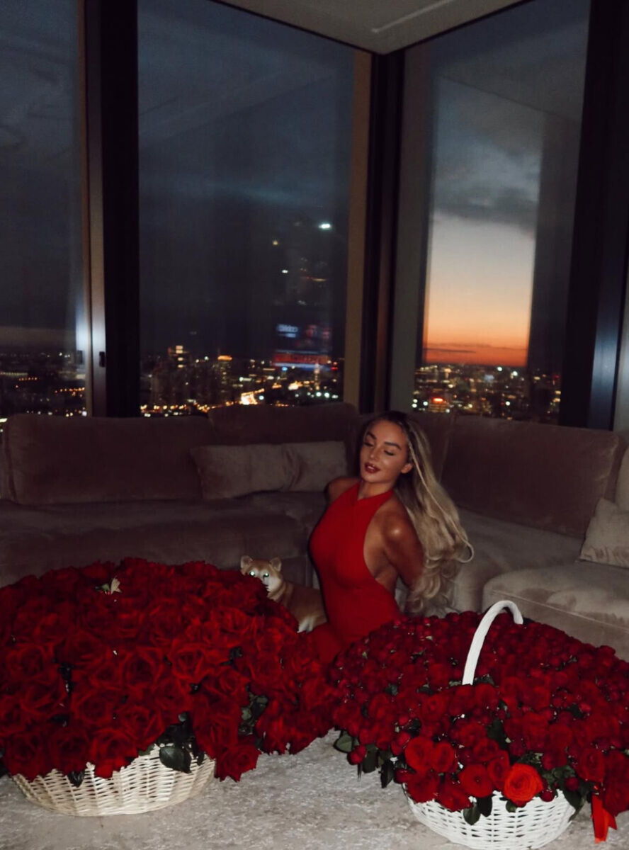 Листайте вправо, чтобы увидеть больше изображений