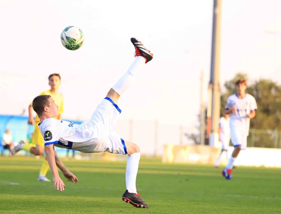    Команды СШ "Ротор" потерпели два поражения в 21-м туре ЮФЛ Юг. Фото: ЮФЛ Юг.