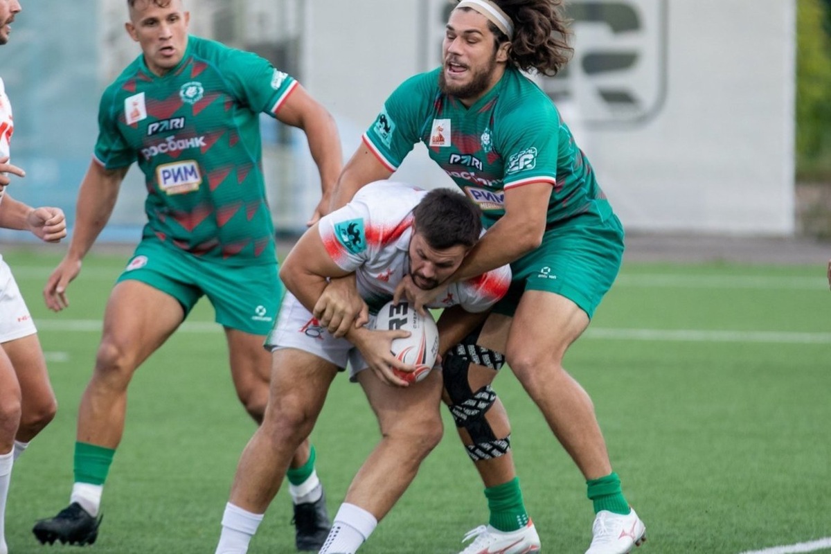    Герман Давыдов прессингует соперника. предоставлено РК «Стрела-Ак барс»