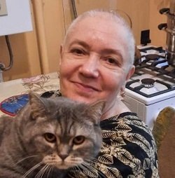    — В прошлые годы нам пусть с запозданием, пусть некачественные, но подгузники предоставляли, а сейчас и этого нет, — говорит инвалид Любовь Полышева. — На днях мой соцработник по моей просьбе ходила на прием в СФР по этому поводу, и ей там сказали, что памперсов нет, потому что нет на них средств, и посоветовали обратиться в прокуратуру.