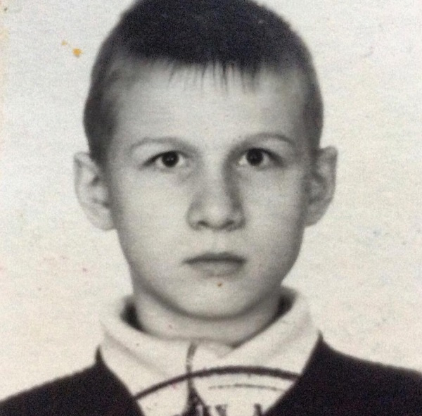    Евгений в детстве