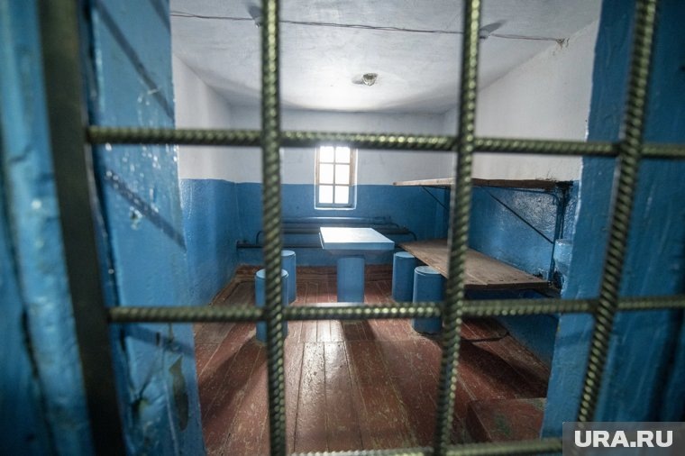    Ученый Каверин писал нецензурщину на стенах камеры во время заключения в Афганистане