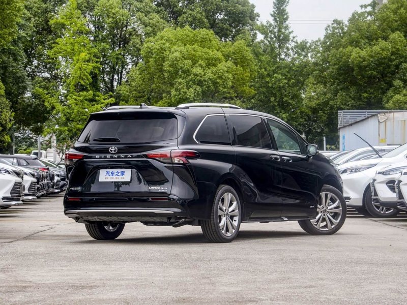    Toyota Sienna 2026. Фото: Autohome.