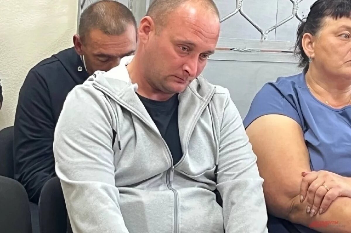    Дмитрий Виноградов на суде выглядел подавленным.