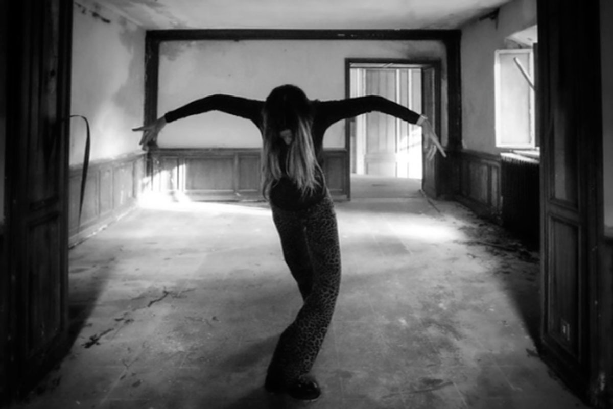 Человек с ПРЛ часто не помнит деталей или всего эпизода, а если помнит — приписывает действие «другой я», «взявшей верх»