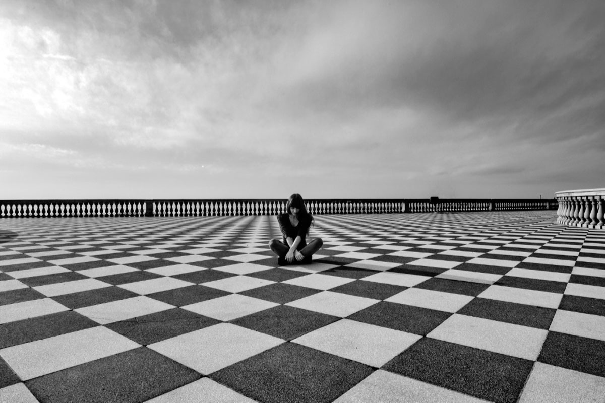 Ваша главная задача во время нарастающей бури — вернуть человека в реальность. «Заземлить»