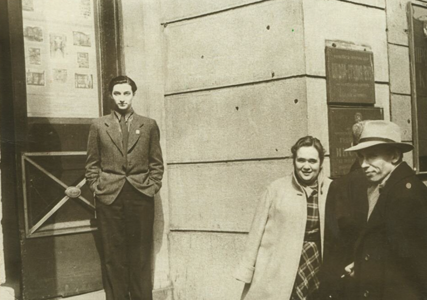 Молодые Михаил Козаков и Галина Волчек. Фото: Pinterest