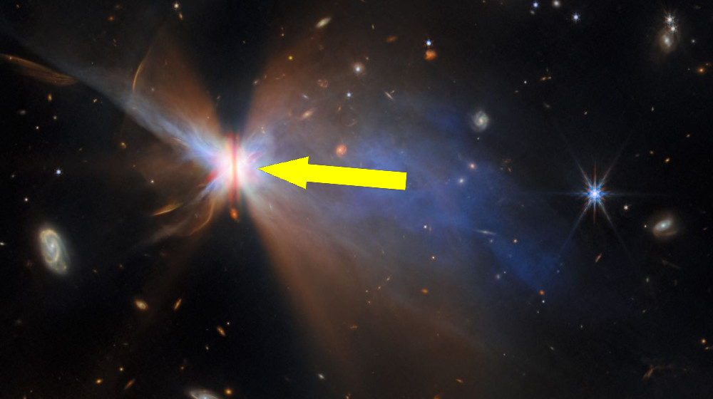    Невероятное открытие Джеймса Уэбба: искаженая 'Бабочка-звезда' расстается с своей куколкой