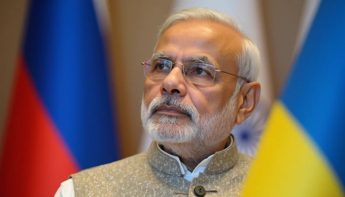 Украина заправляется российской нефтью под индийской вывеской. Логика или самообман? Фото: Арина Розанова | нейросеть Freepik