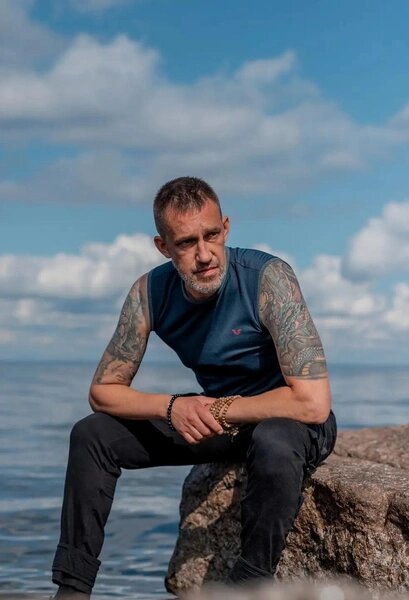    Максим Левин