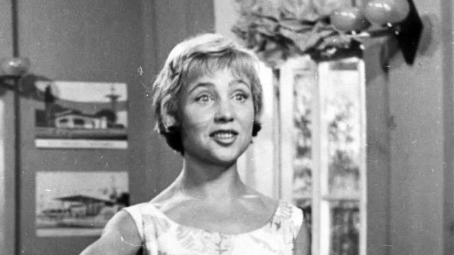    Надежда Румянцева в фильме «Королева бензоколонки». Фото: Киностудия имени А. Довженко/kinopoisk.ru