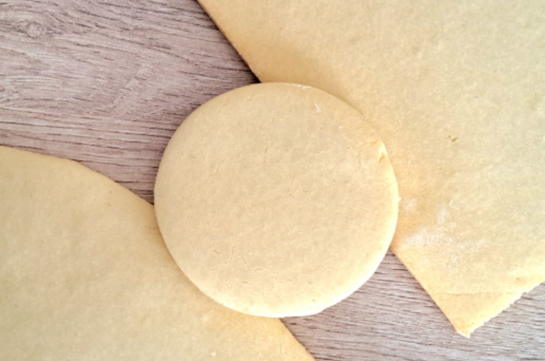 Это печенье выпекла из готовой смеси