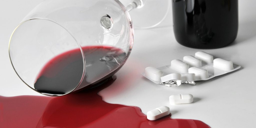 Алкоголь + лекарства = смерть: какие таблетки нельзя мешать со спиртным