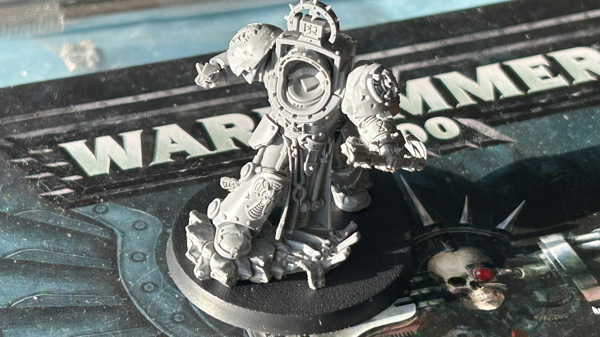 и нас тут сорок тысяч...