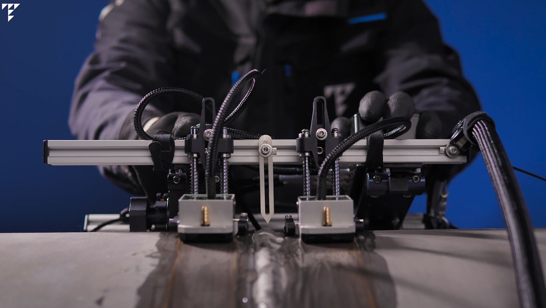 Механизированный контроль сварного шва трубопровода с дефектоскопом УСД-60-8К WELDSPECTOR