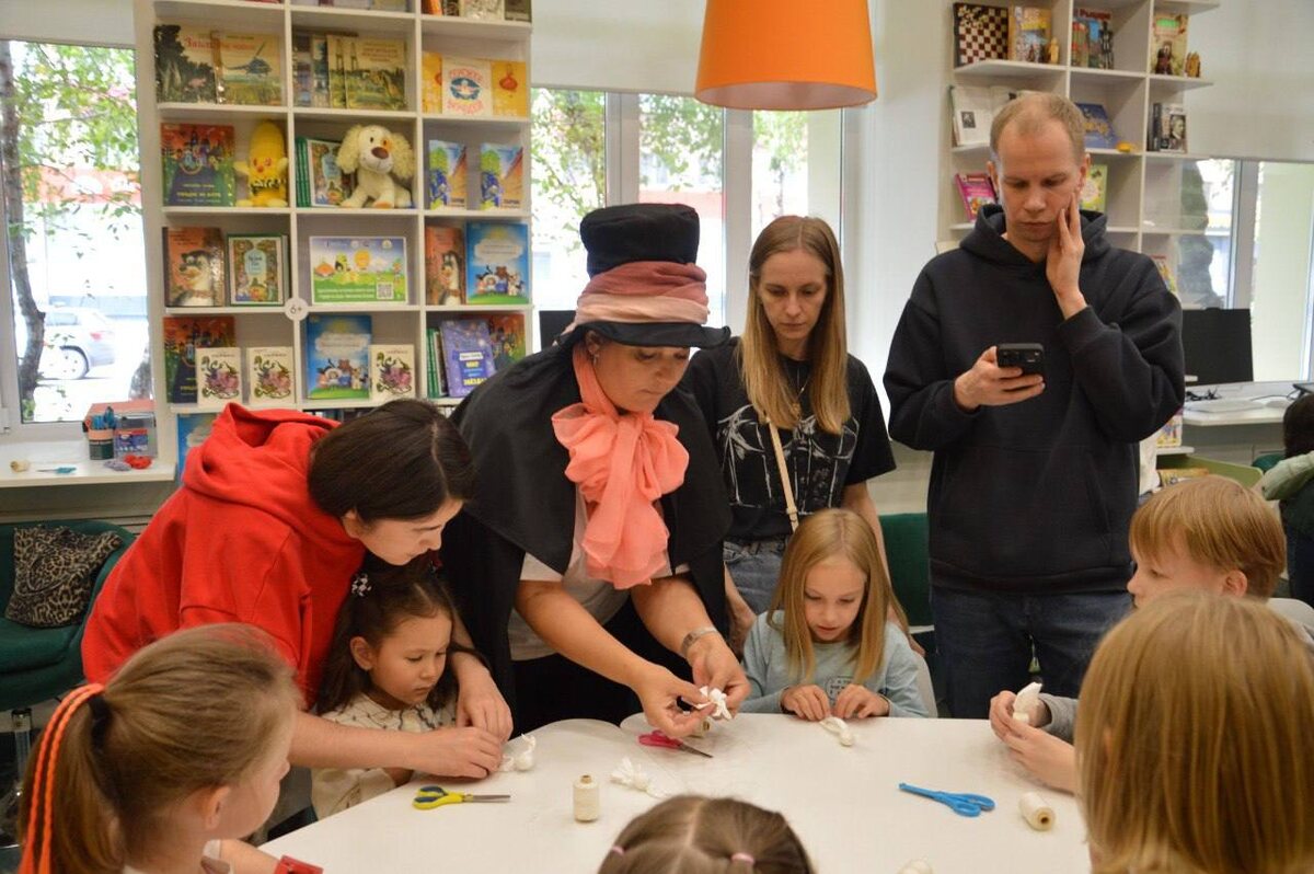 Фото: Тюменская областная научная библиотека им. Д. И. Менделеева