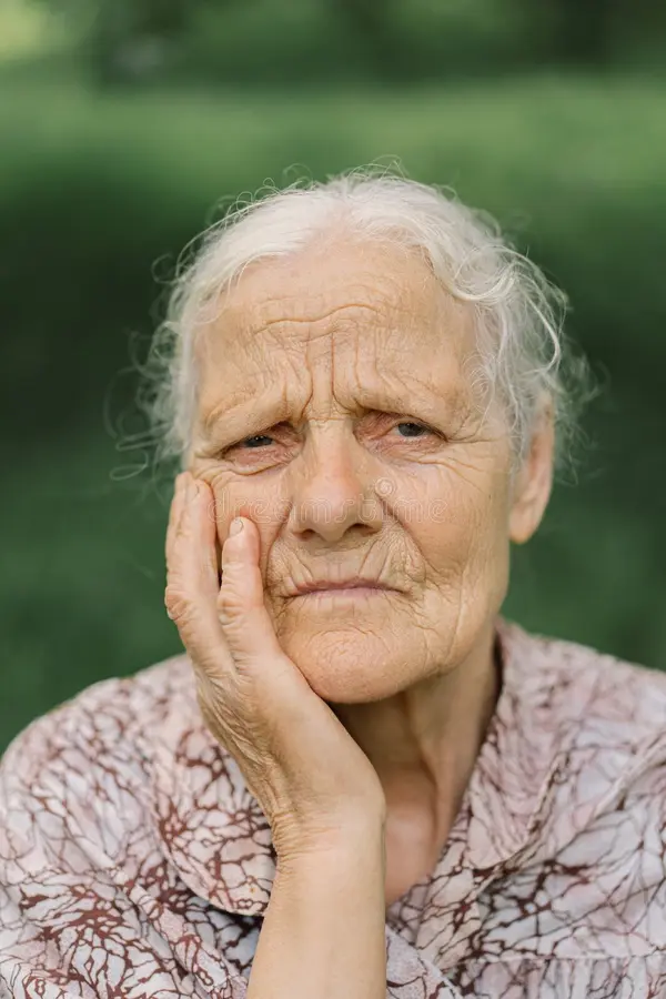 https://thumbs.dreamstime.com/b/portrait-gray-haired-adult-grandmother-against-background-nature-sad-old-woman-depressed-elder-suffering-loneliness-223606370.jpg
