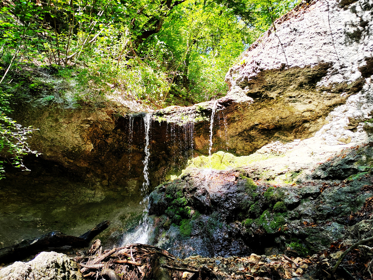 Водопад Белая вдова (Девичьи слезы) в поселке Псебай. Фото автора