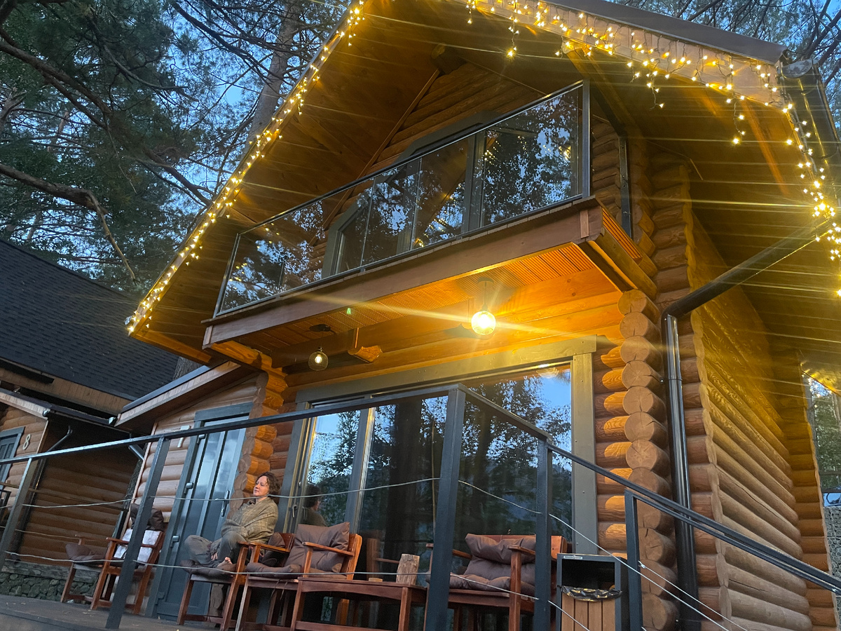 Двухэтажный дом