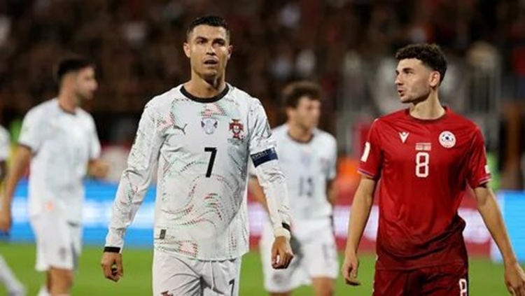 Криштиану Роналду и Эдуард Сперцянэ