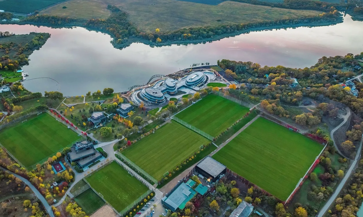 Тренировочная база ФК "Краснодар" вид сверху