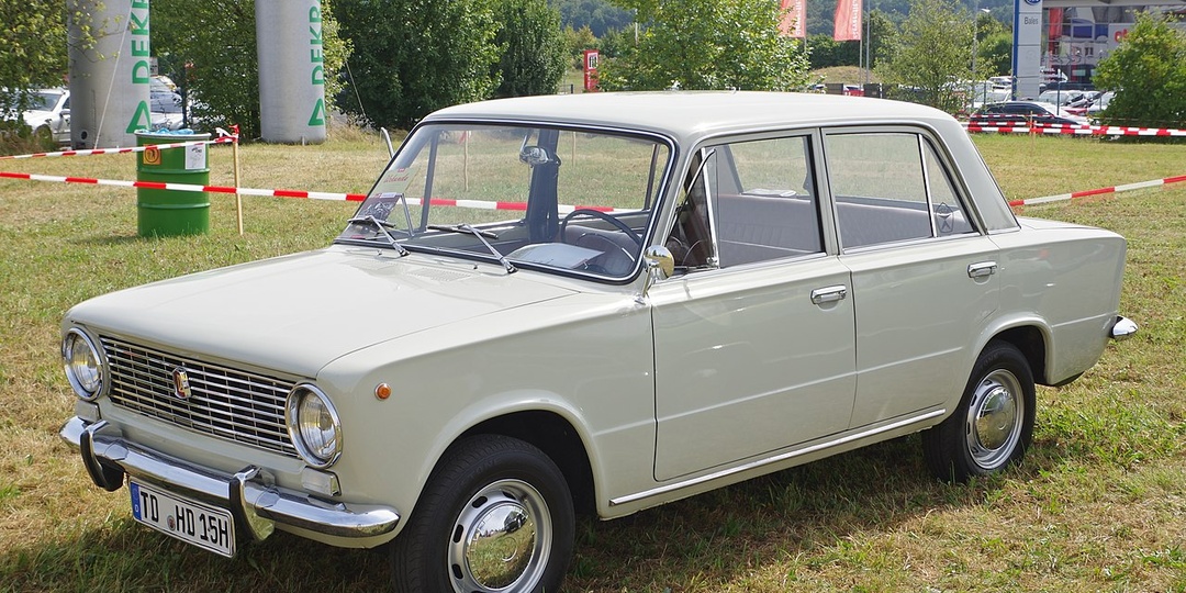 ВАЗ-2101 / Легендарной «Копейке» — 55 лет