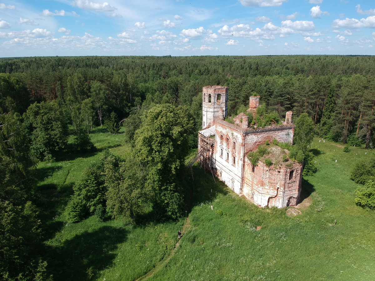 Смоленская церковь, ур. Веретьевкий погост. Фото 2018 года.