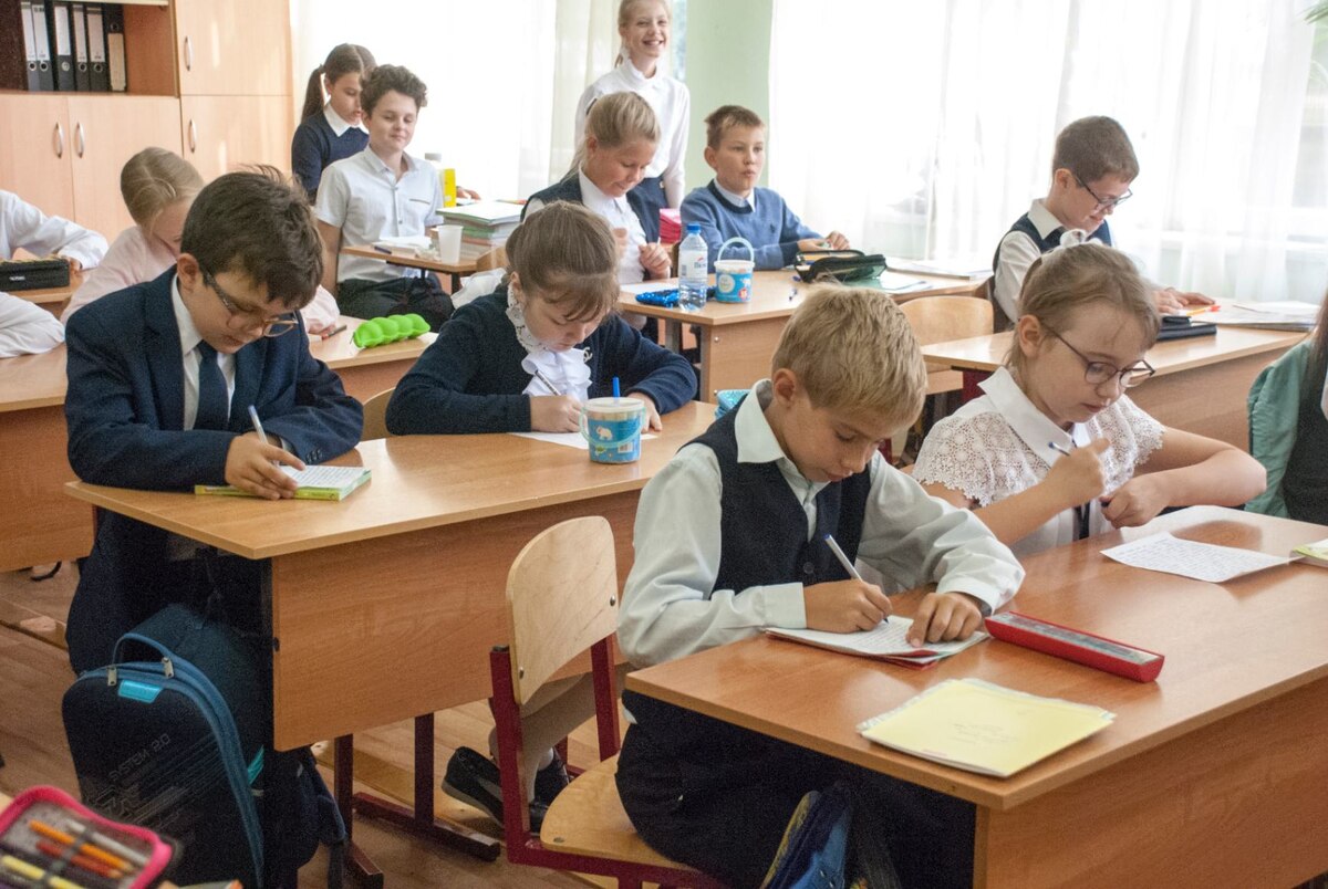    В школах ввели единый план обучения. Фото: Alexander Legky / www.globallookpress.com