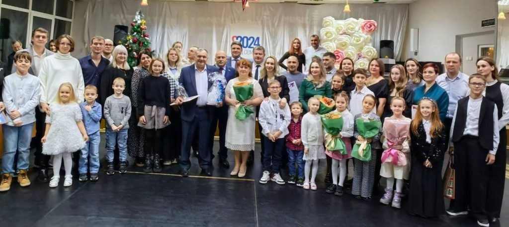   Фото из семейного архива Короченцевых. Газета "Земля"