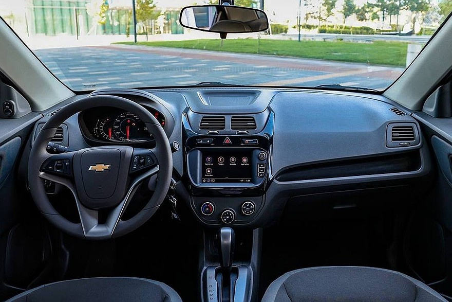    Салон обновленного Chevrolet Cobalt производства UzAuto