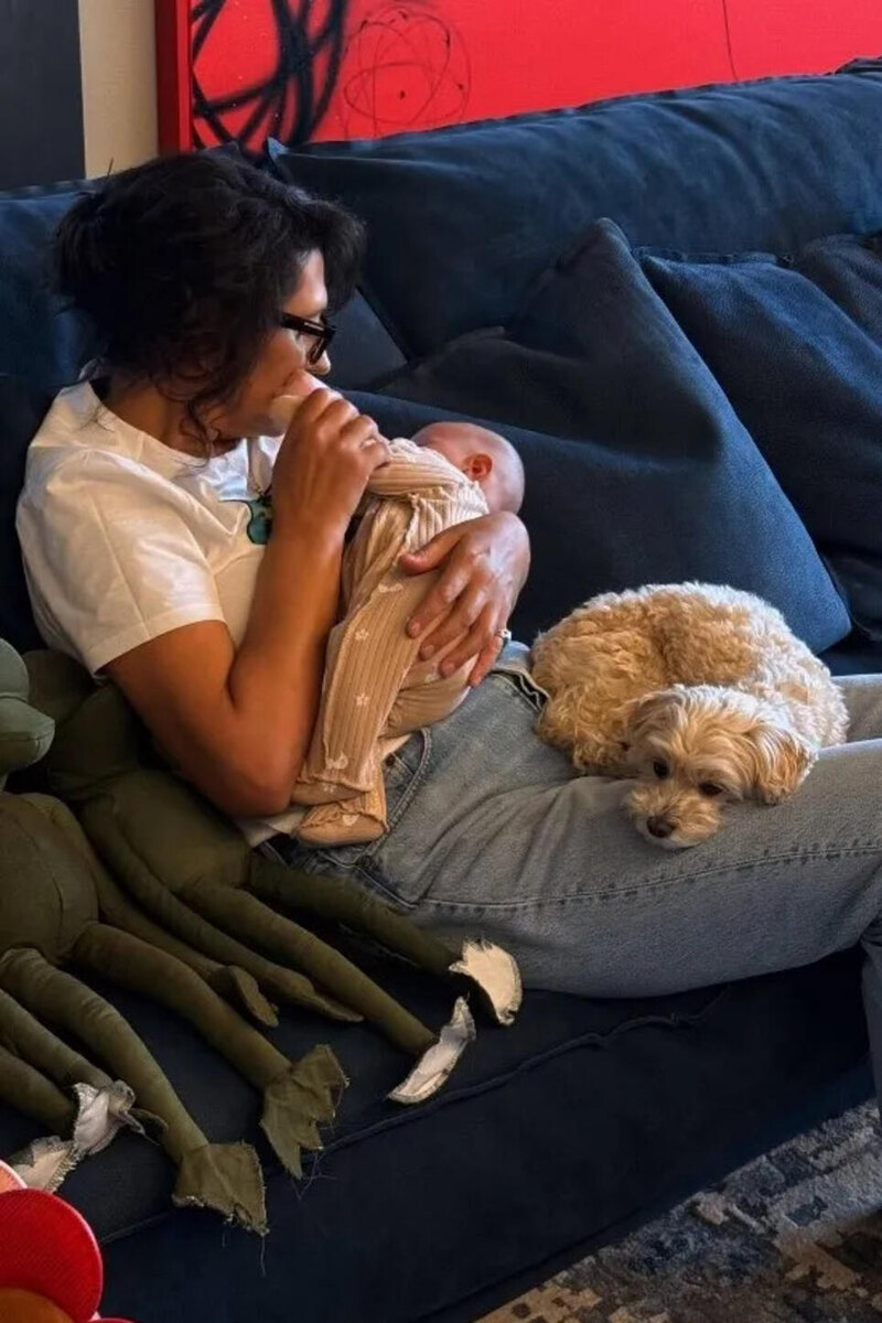    Мать Валентины Ивановой с внучкой Социальные сети