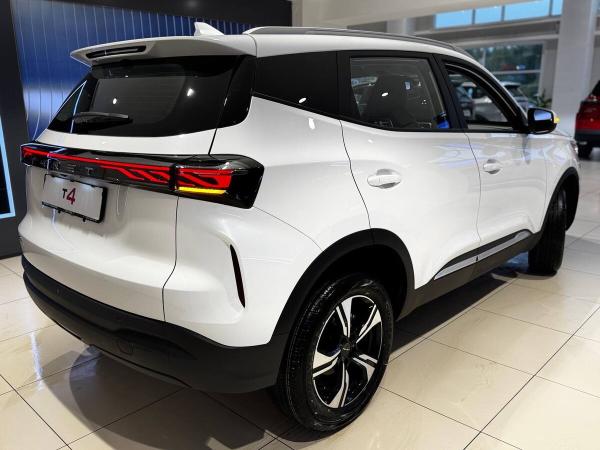 Эффективная система подушек безопасности дарит водителю и пассажирам чувство защищенности на дороге.