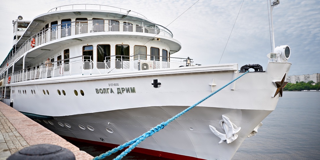 Видео: "СУВОРОВ", "ВОЛГА ДРИМ","КНЯЖНА АНАСТАСИЯ" и балалайки на СРВ